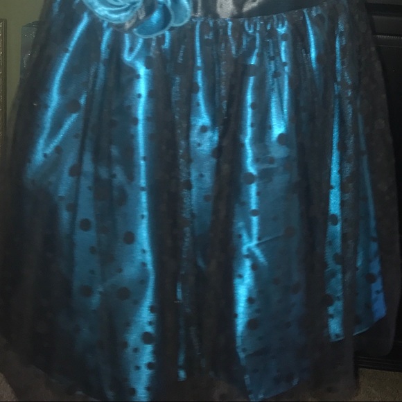 Strapless above knee dress - Picture 2 of 2